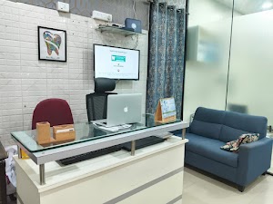 Yashodhar Dental place picture